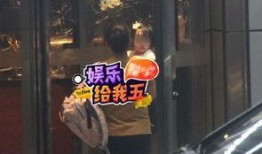 狗仔爆料张杰视频在线观看,张杰私密视频曝光，在线观看引发热议